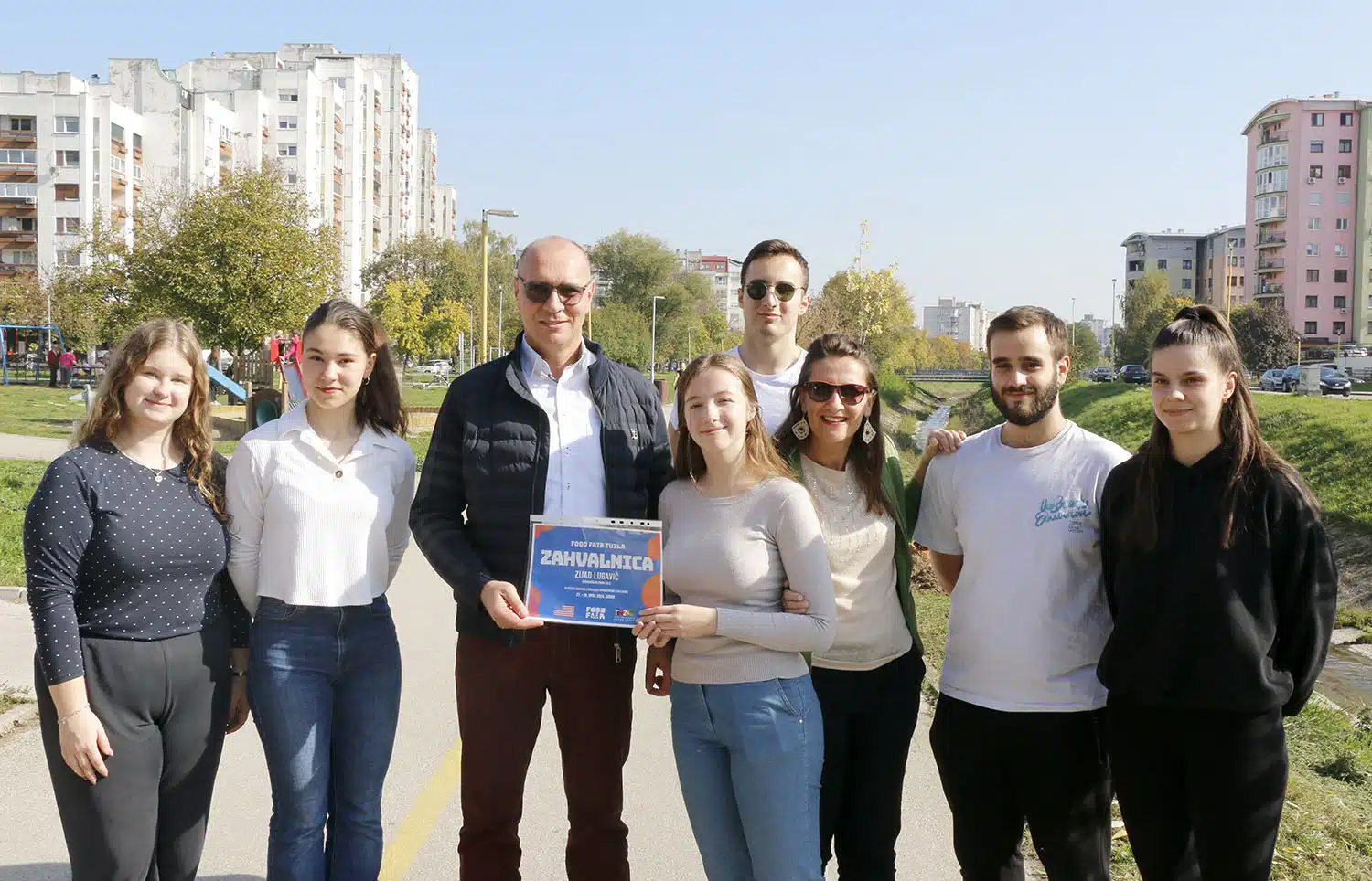 Učenici i gradonačelnik Lugavić zajedno zasadili nove sadnice na Sjenjaku