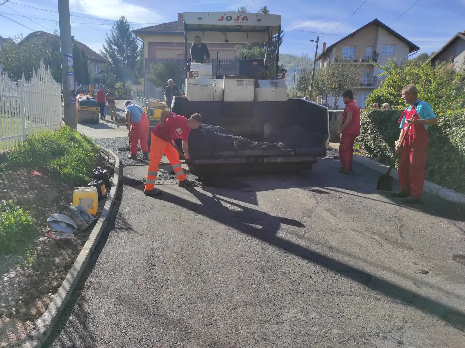 Završeno asfaltiranje ulica u mjesnim zajednicama Kreka i Centar u Tuzli