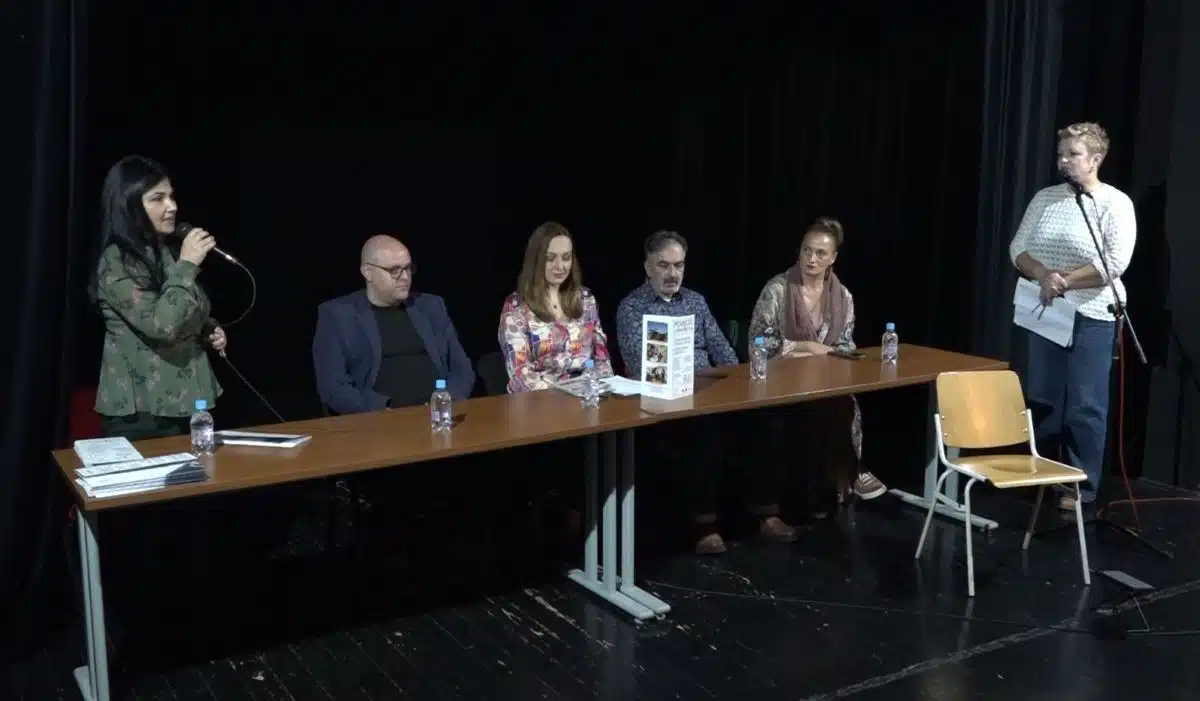 “Povijest u pokretu” naziv izložbe i programa izvedenog u Domu mladih Tuzla (VIDEO)