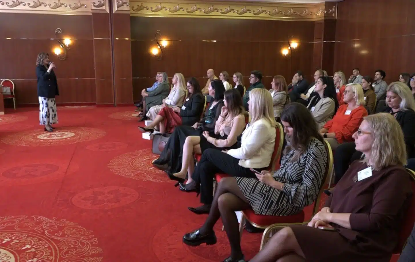 (Video) “Dana filantropije 2024”: Organizovan Stučni forum o transparentnom i odgovornom poslovanju