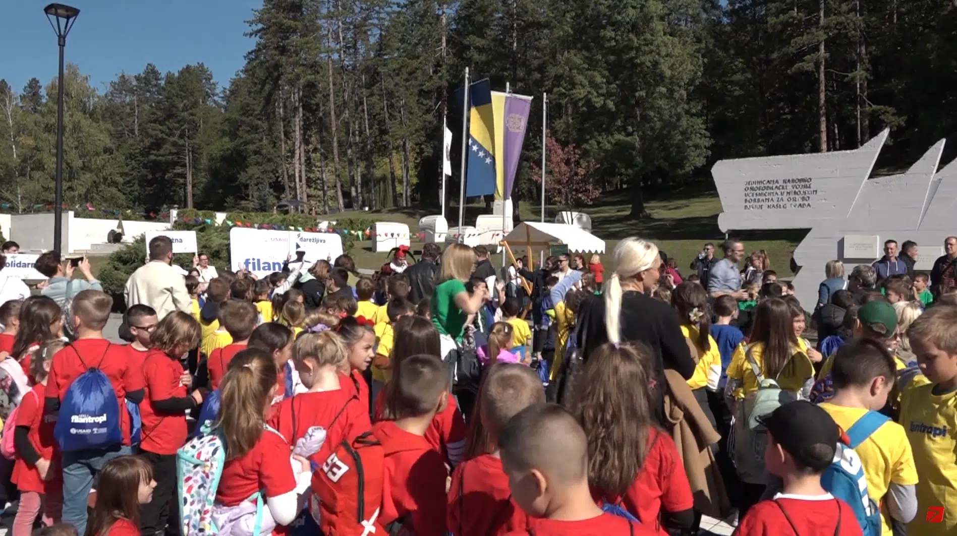 (Video) “Priča za vikend”: 300 mališana okupilo se tokom događaja “Zemlja Filantropija”