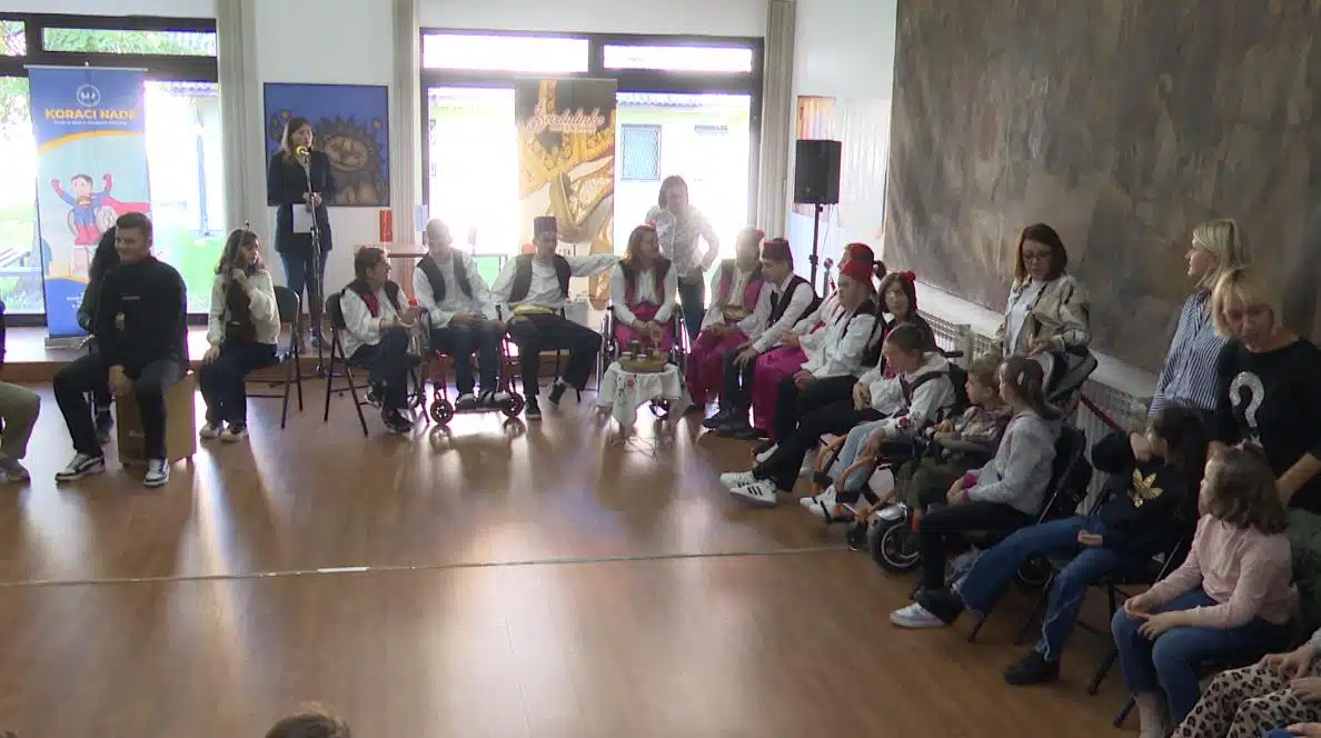 Održana radionica “Sevdalinka kao muzikoterapija” u sklopu Mjeseca sevdaha u Tuzli (VIDEO)