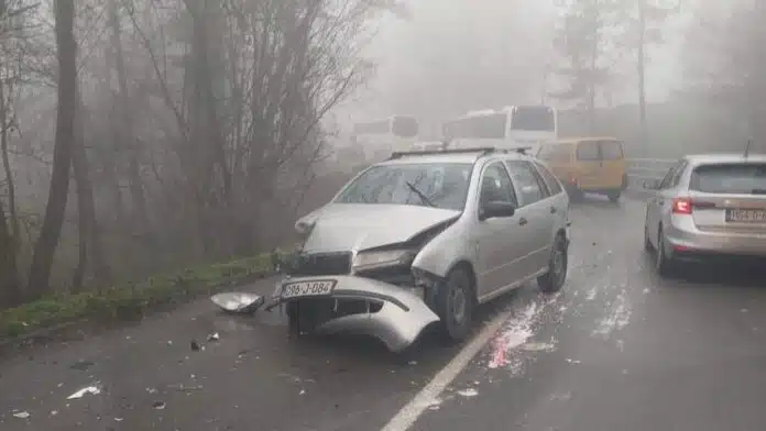 Saobraćajna nesreća u Par Selu, povrijeđeno više osoba