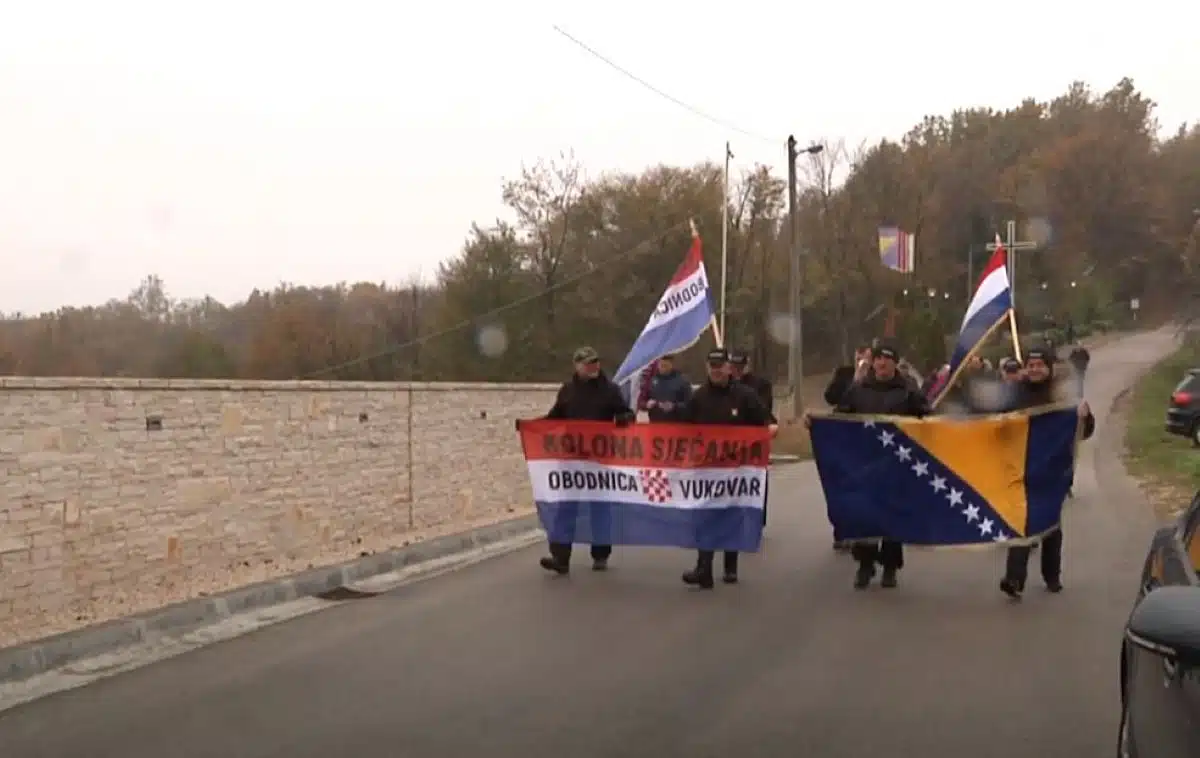 Iz Gornje Obodnice prema Vukovaru krenula kolona sjećanja (VIDEO)