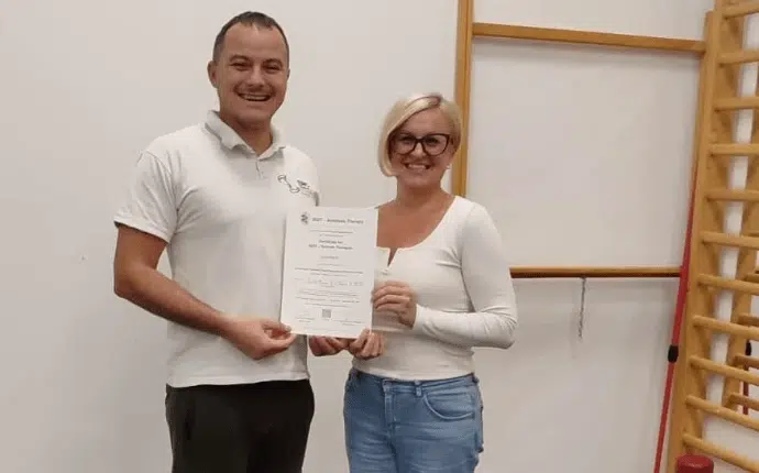 Sanja Efendić iz Tuzle certifikovana Schroth terapeutkinja pomaže u prepoznavanju i liječenju skolioze kod djece i mladih
