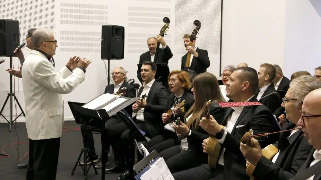 U Hrvatskom kulturnom centru “Sveti Franjo” upriličen tradicionalni Božićni koncert U Hrvatskom kulturnom centru “Sveti Franjo” upriličen tradicionalni Božićni koncert