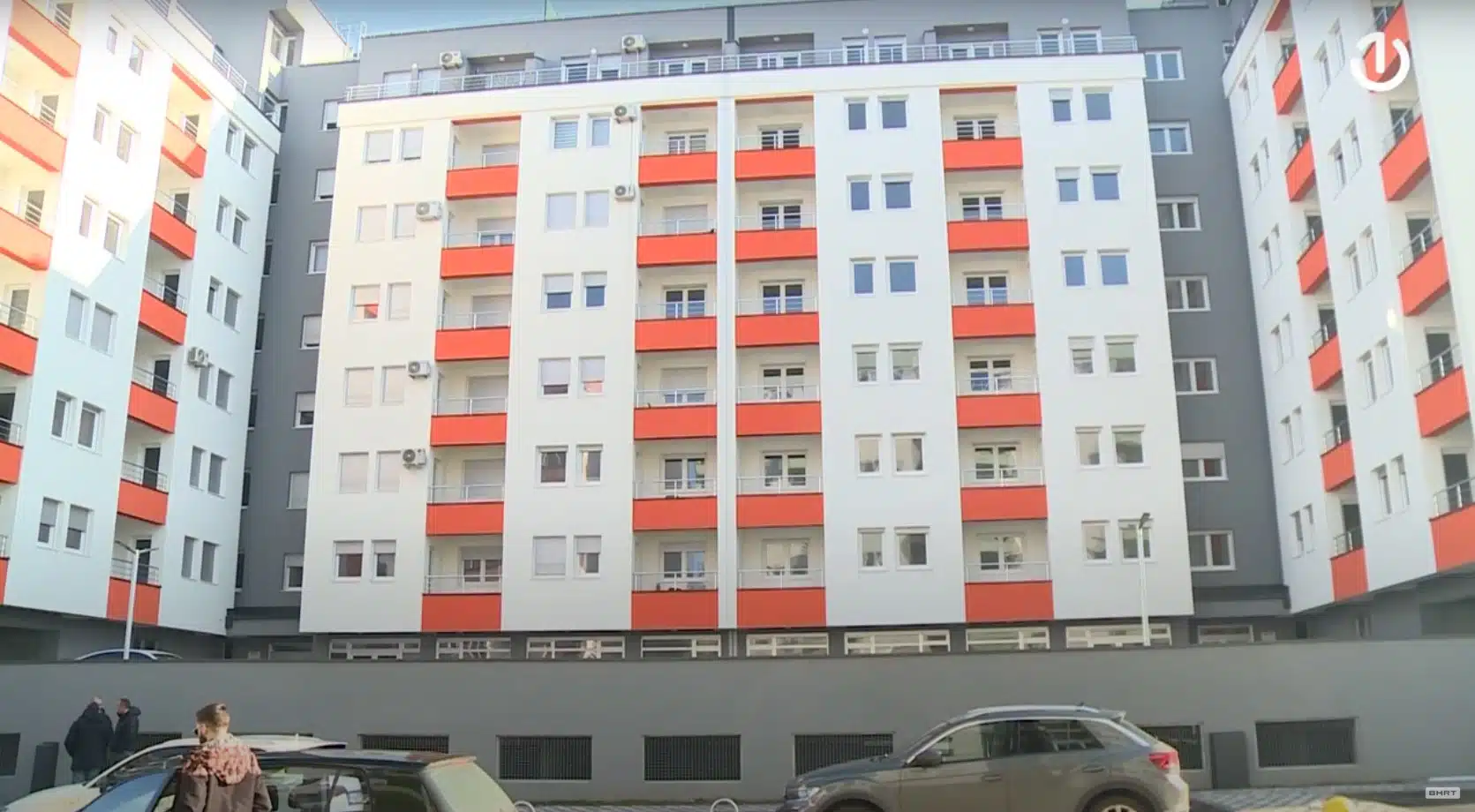 Kupci stanova u tuzlanskom naselju ”Oaza” još uvijek ne mogu do svoje imovine (VIDEO)