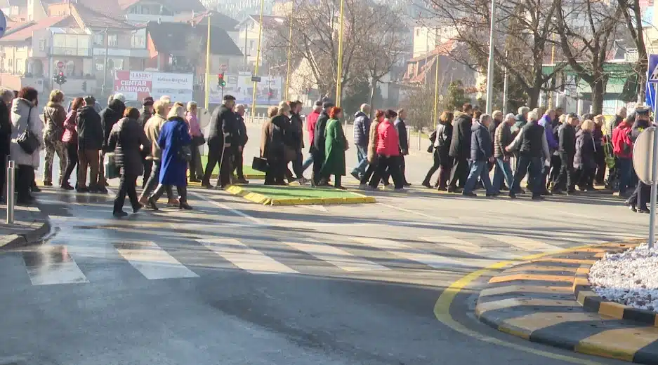 Protesti penzionera zbog malih penzija