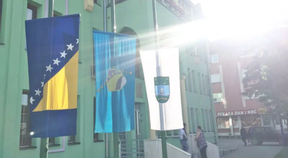 U Kalesiji danas Dan žalosti zbog dvostrukog ubistva