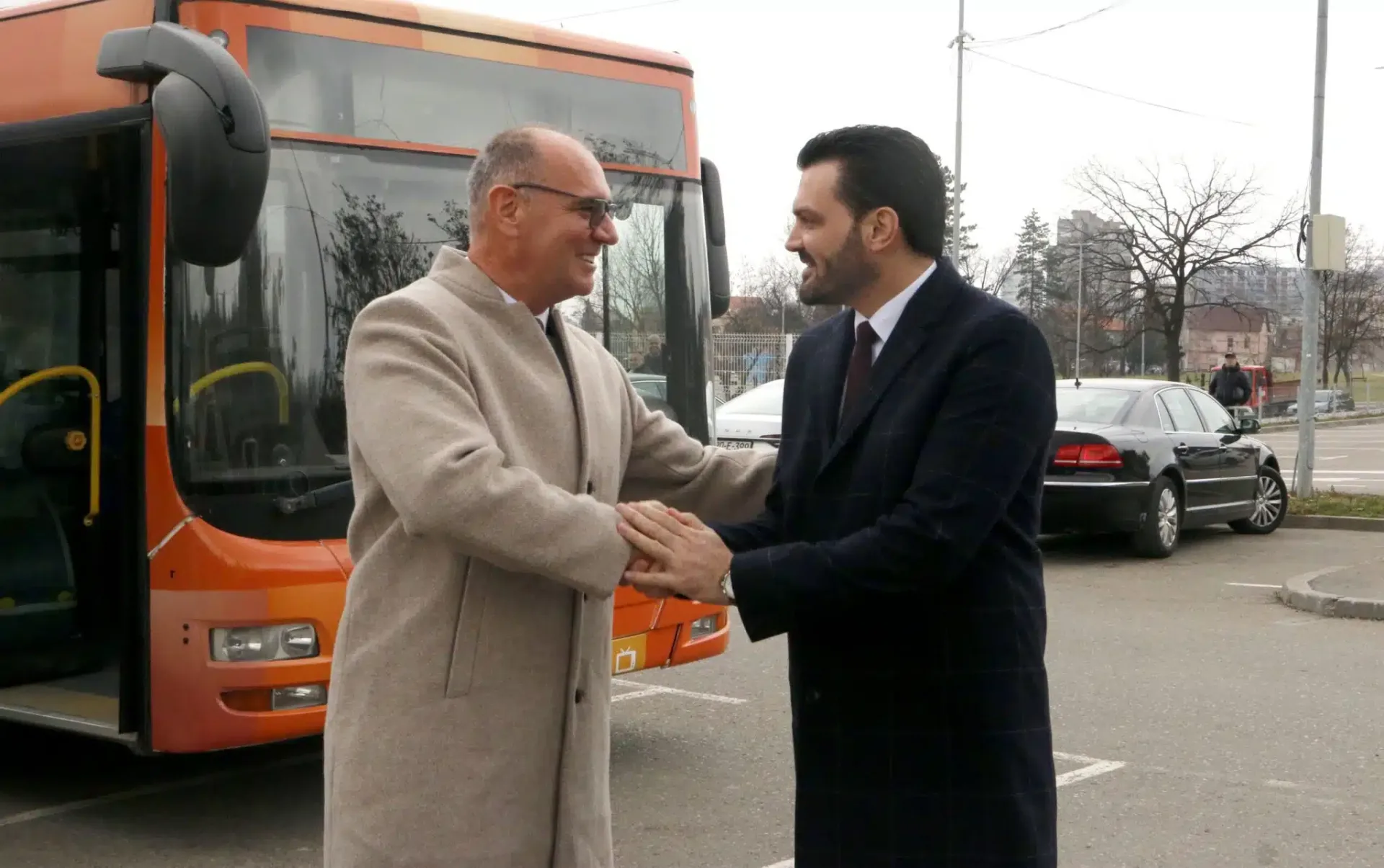 Grad Osijek poklonio autobuse Gradu Tuzli