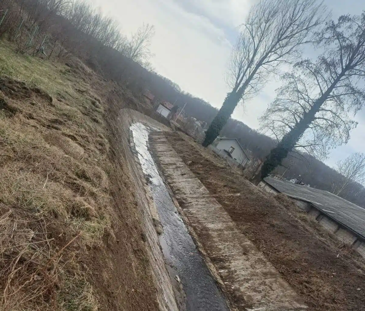 U toku radovi na čišćenju korita rijeke Joševice