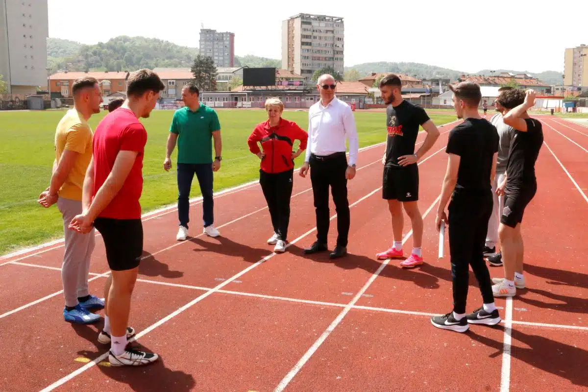 Gradonačelnik Lugavić posjetio Gradski stadion Tušanj, nastavak ulaganja u sportsku infrastrukturu Tuzle
