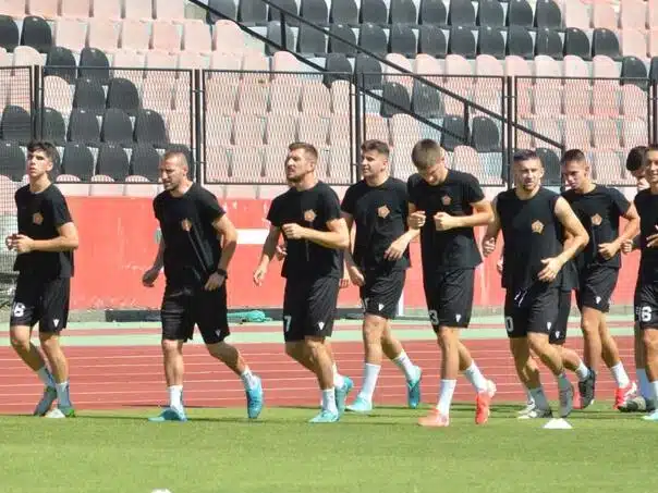 Fudbaleri Slobode započeli pripreme s ambicijom brzog povratka u Wwin ligu