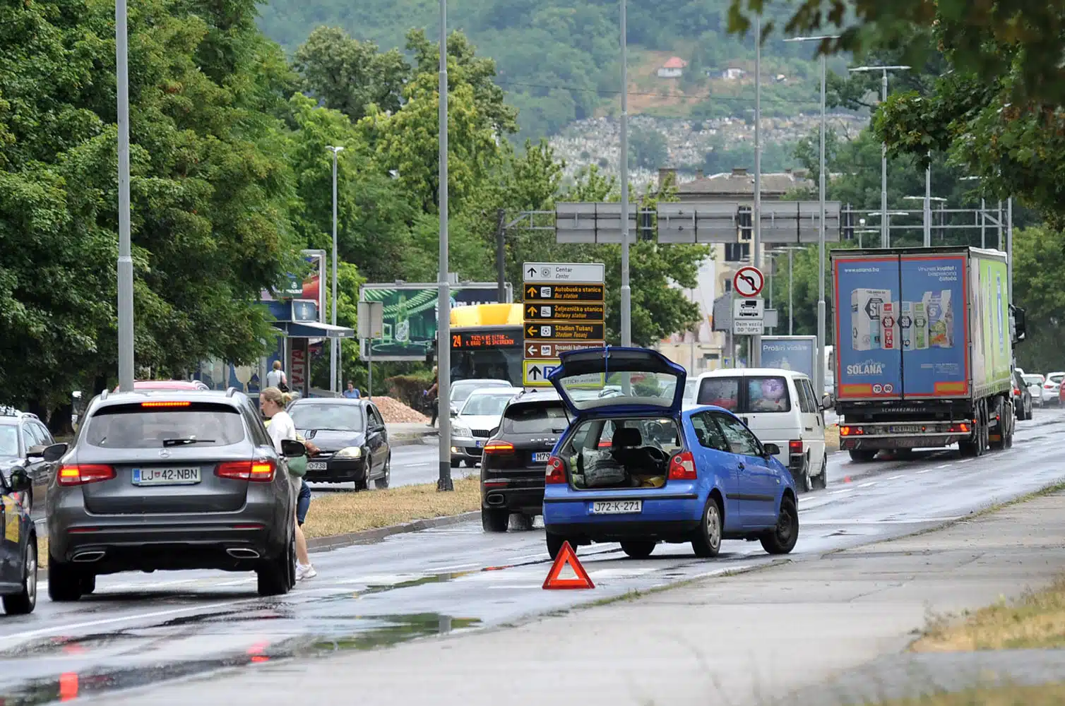 Saobraćajna nesreća u Tuzli: Pješakinja povrijeđena na pješačkom prelazu kod BCC-a