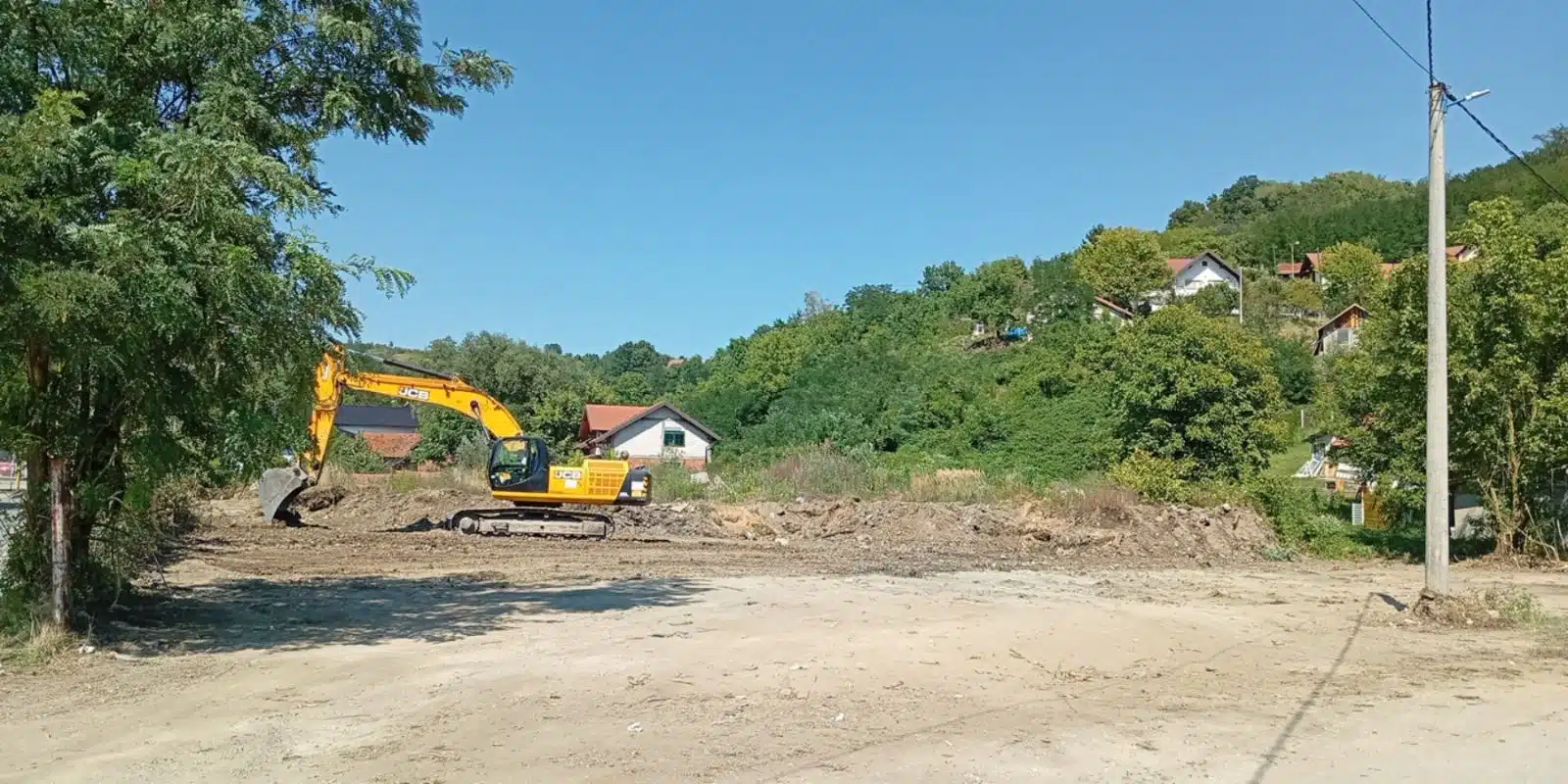 Sanirana divlja deponija u tuzlanskom naselju Kojšino