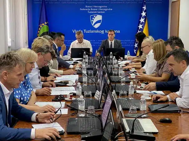 Vlada TK: Budžet u prvom polugodištu ostvario suficit od 28 miliona KM