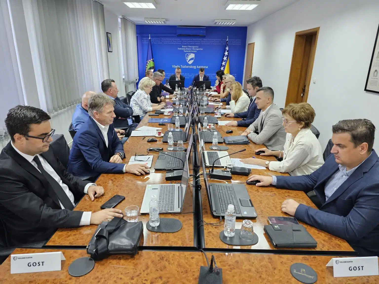 Vlada TK osigurala 2 miliona KM za infrastrukturne projekte općina i gradova u 2025. godini
