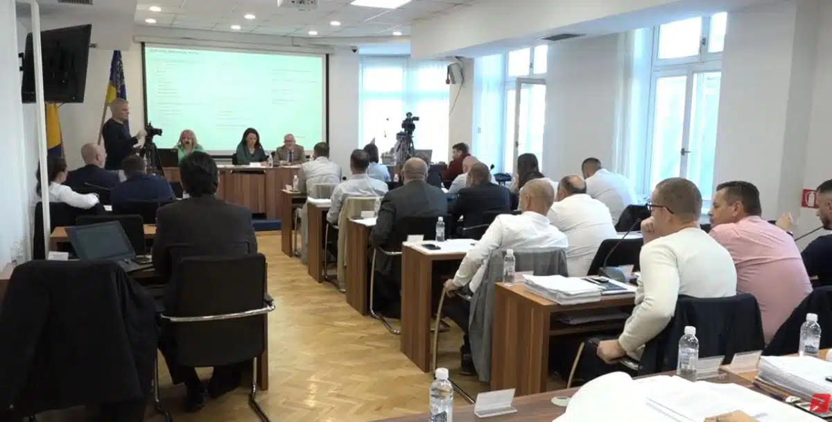 Gradsko vijeće Tuzla usvojilo Nacrt budžeta za 2026. godinu u iznosu od oko 85 miliona KM (VIDEO)
