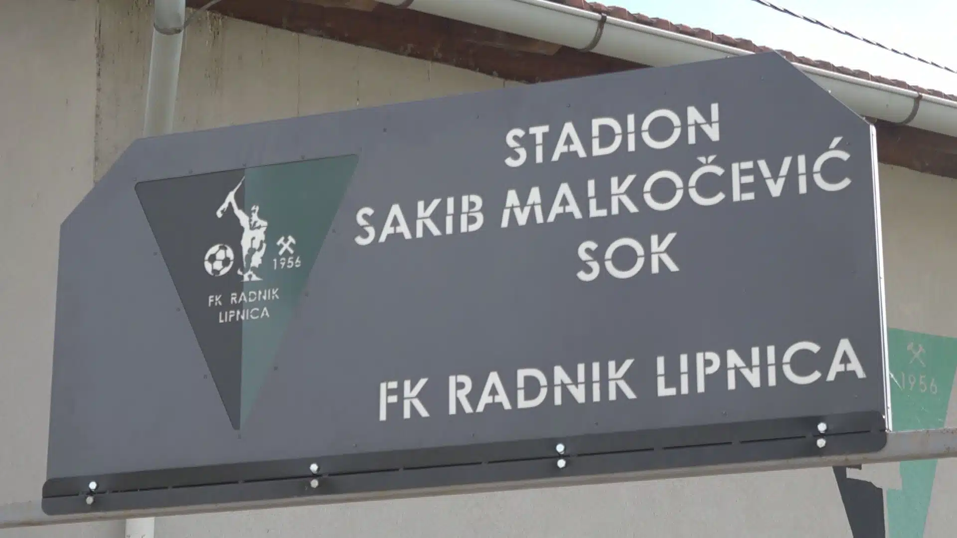 Stadion u Lipnici nosi ime Sakiba Malkočevića Soka: Počast tuzlanskoj fudbalskoj legendi (VIDEO)