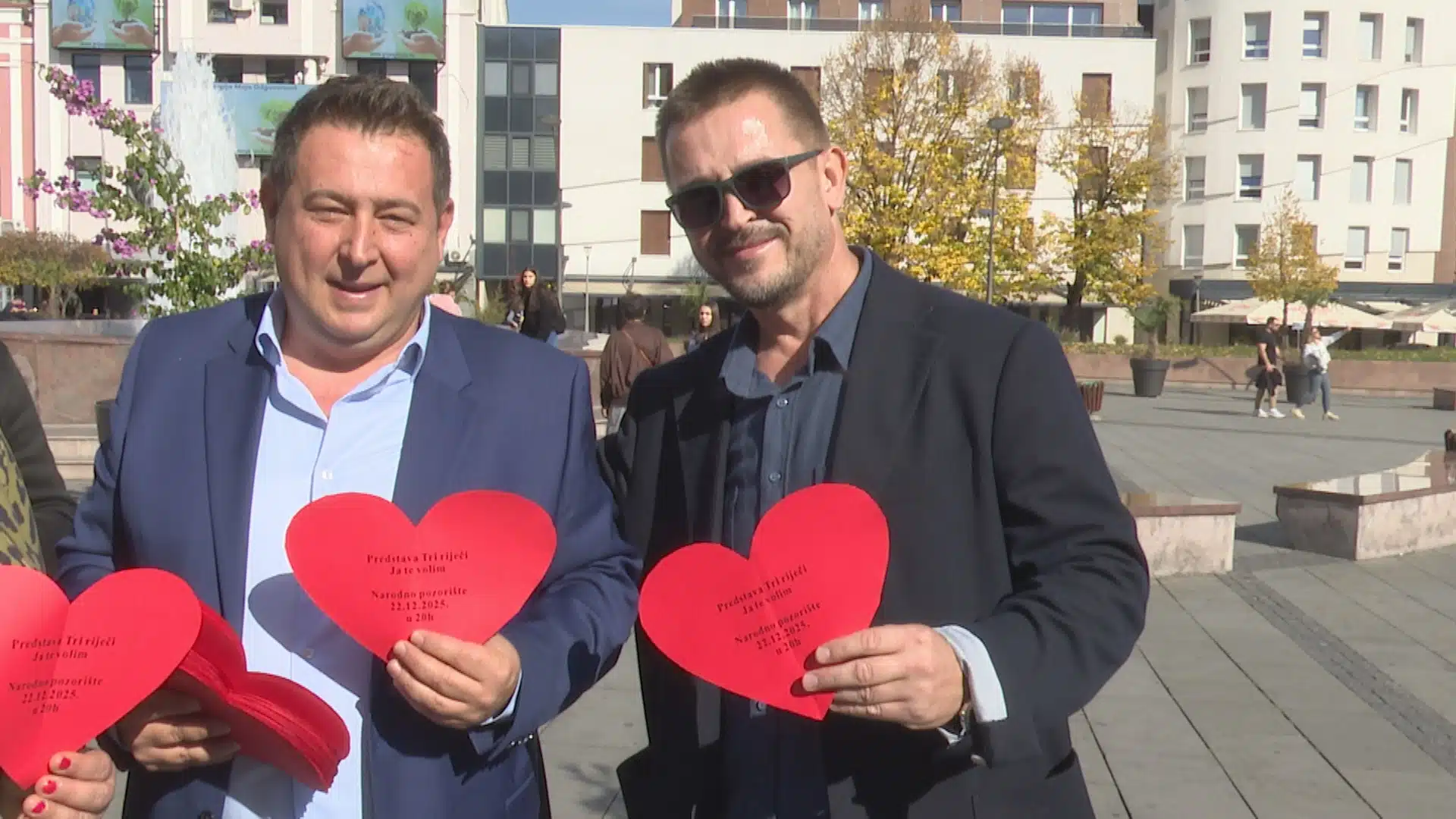 Na Trgu slobode u Tuzli najavljena predstava „Tri riječi“ (VIDEO)