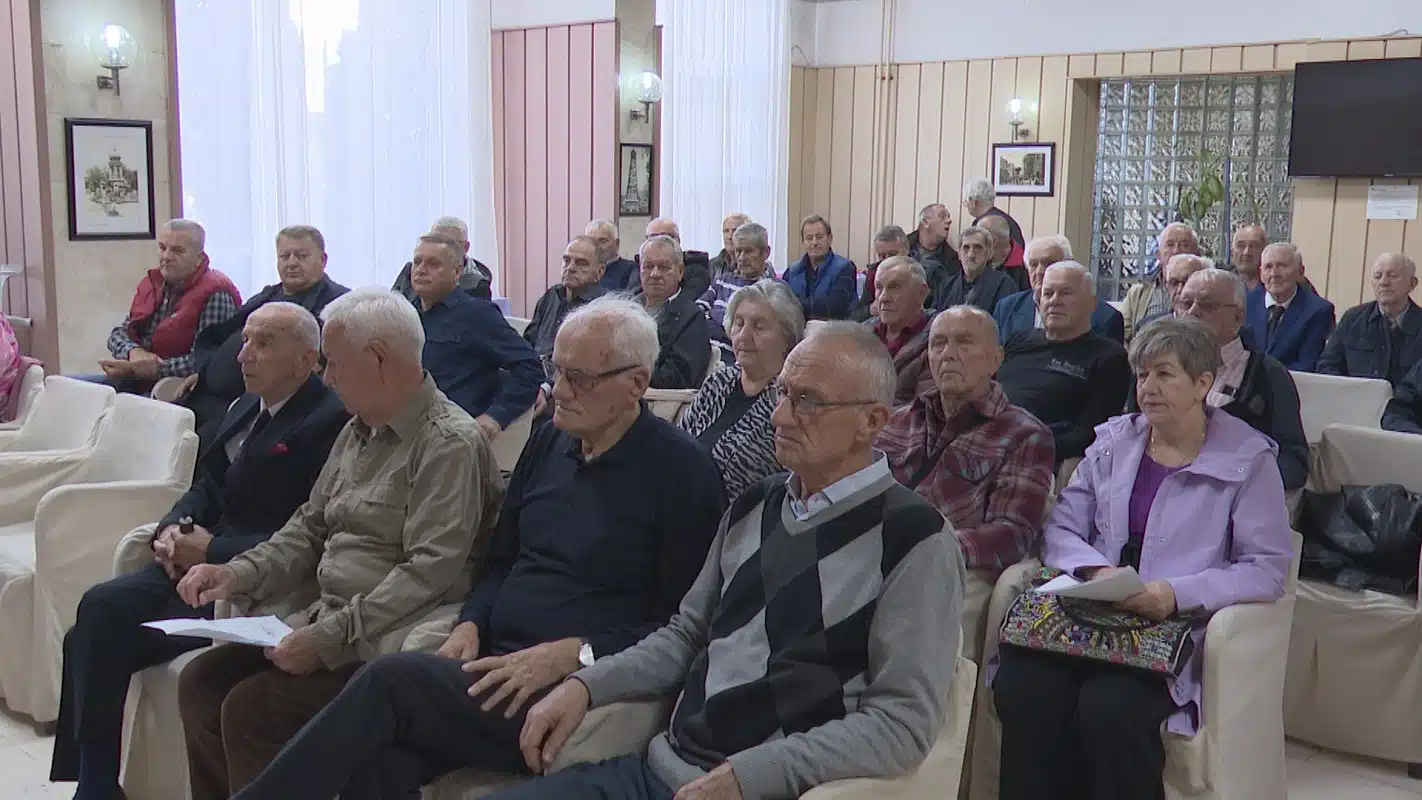 Penzioneri Tuzle o položaju, pravima i izmjenama Zakona o PIO (VIDEO)