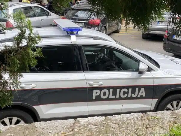 Pronađen vozač koji je pobjegao nakon nesreće u Tuzli 
