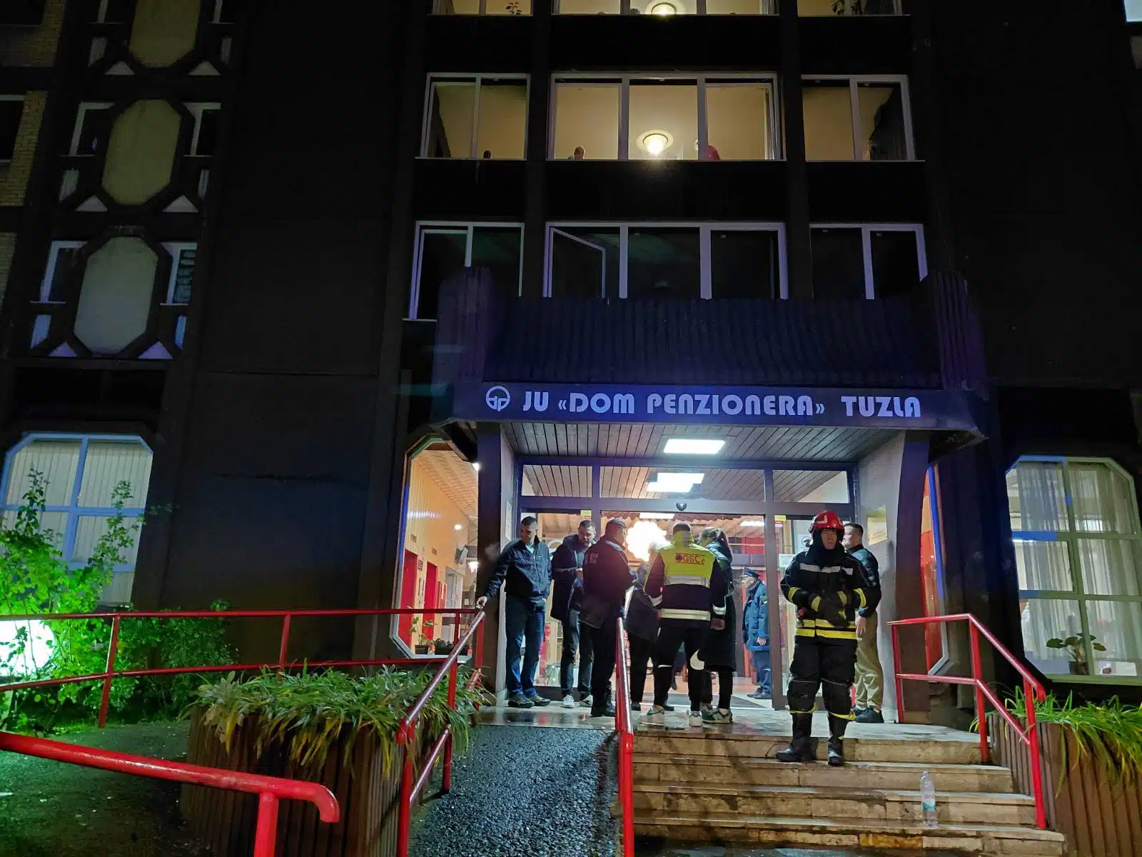 Prva faza istrage o požaru u Domu penzionera Tuzla-donesena naredba o provođenju istrage protiv dvije osobe koje su lišene slobode
