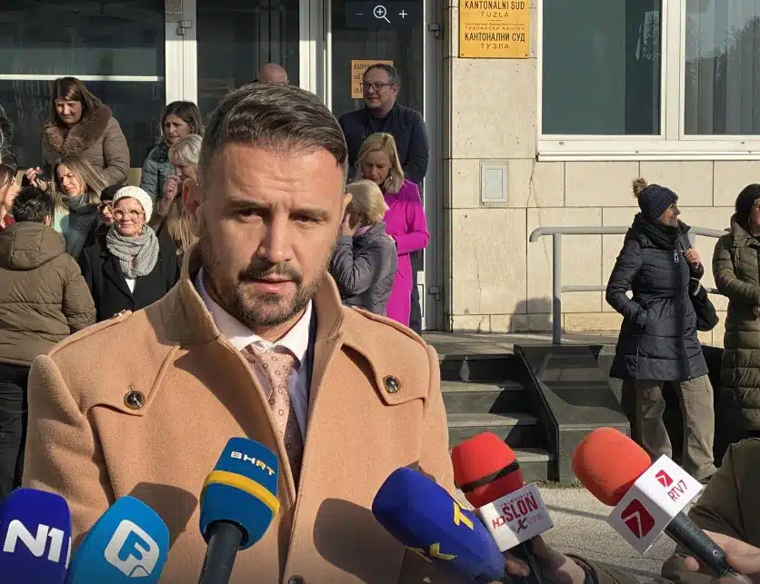 Počeo štrajk radnika u pravosuđu TK: Plate tek iznad minimalca