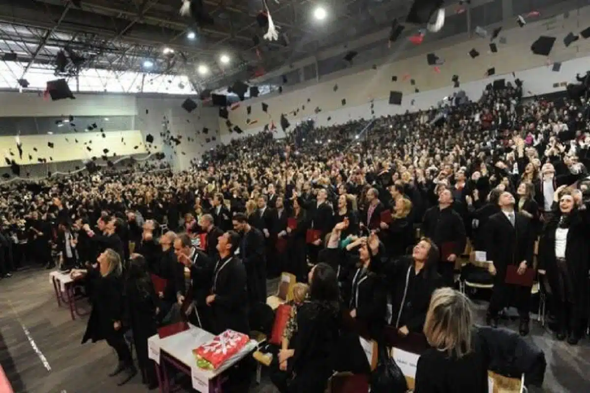 Svečana promocija diplomanata i magistranata Univerziteta u Tuzli