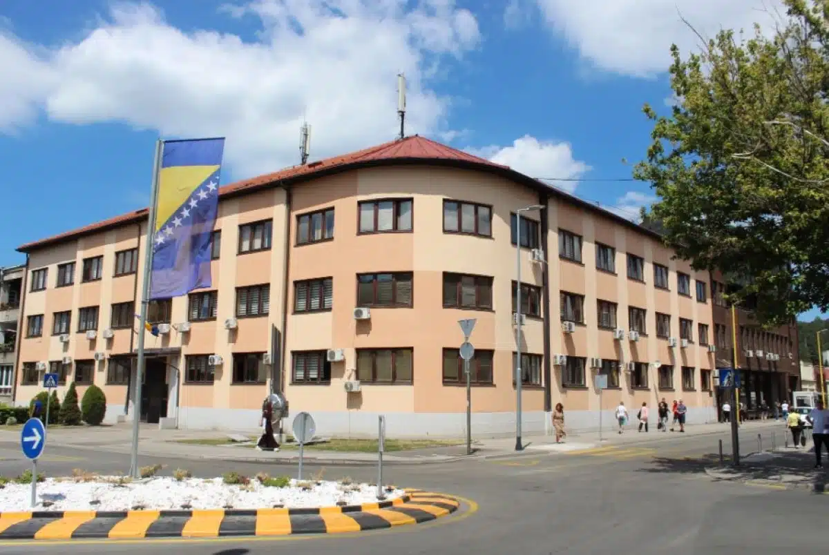 Objavljena lista kandidata za prijem 180 policajaca u MUP-u TK
