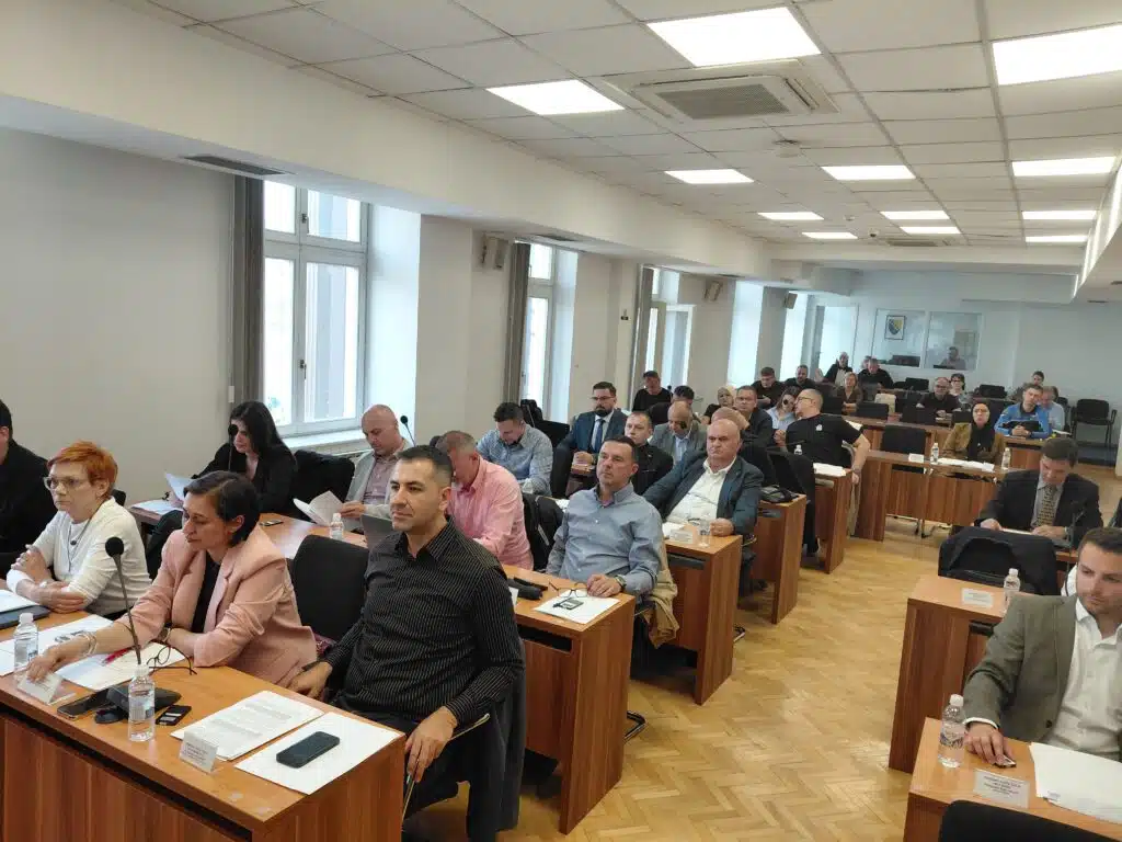 Na sjednici Gradskog vijeća Tuzla razmatra se bezbjednosna situacija u Tuzli u 2025. godini