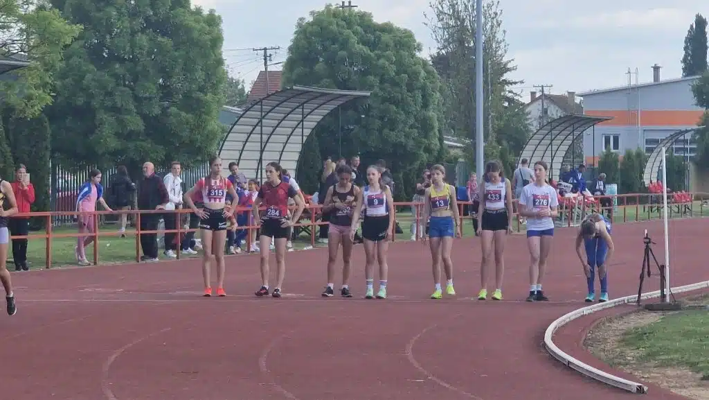 Mladi atletičari tuzlanske Slobode briljirali u Sremskoj Mitrovici