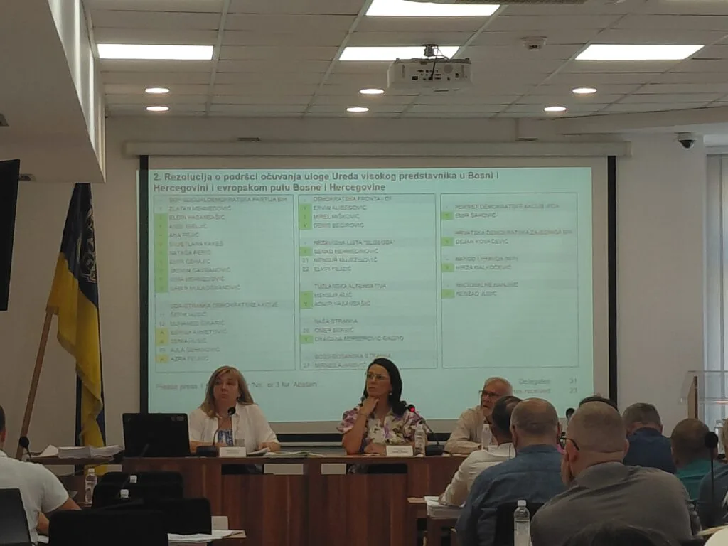 Gradsko vijeće Tuzla usvojilo Rezoluciju podrške evropskom putu BiH i ulozi OHR-a