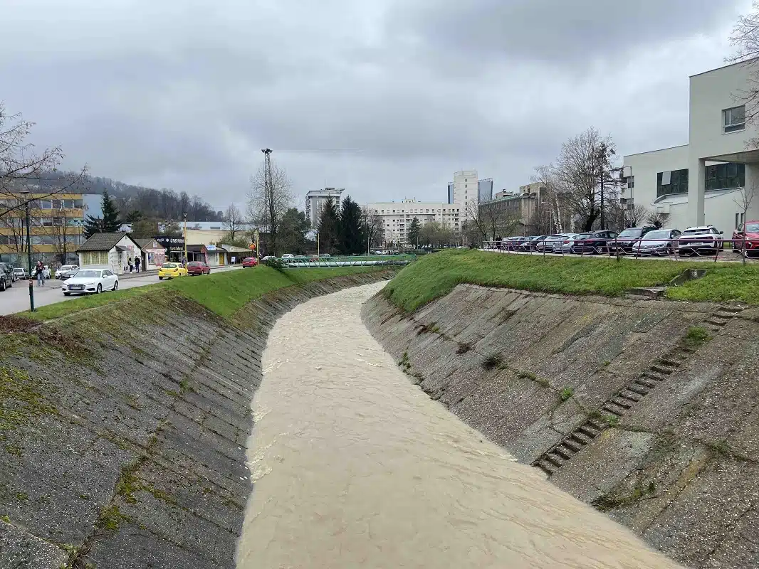 Civilna zaštita Tuzla: Narandžasto upozorenje zbog nevremena širom BiH
