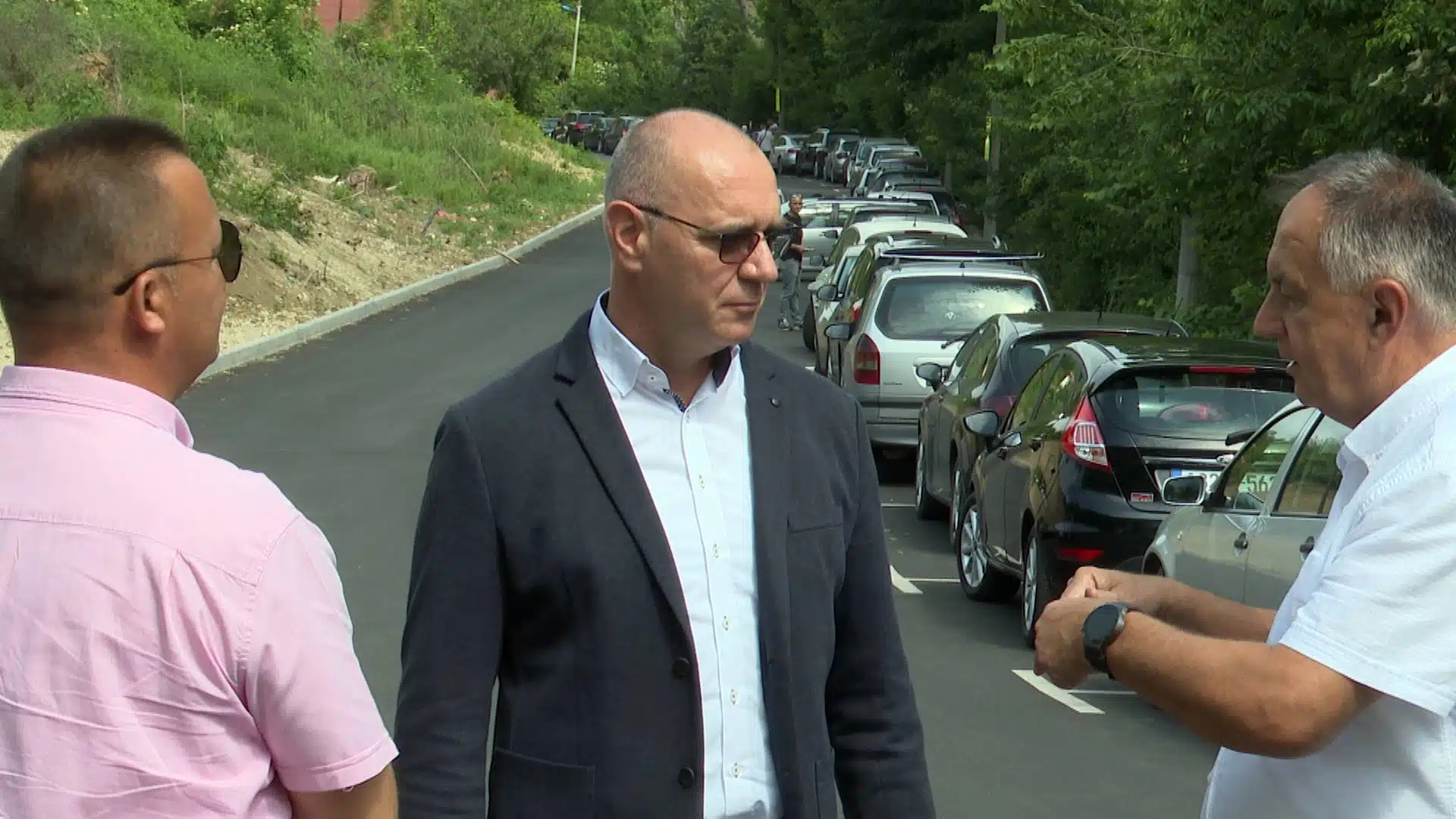 Gradonačelnik Lugavić obišao nove parking površine kod UKC-a Tuzla (VIDEO)