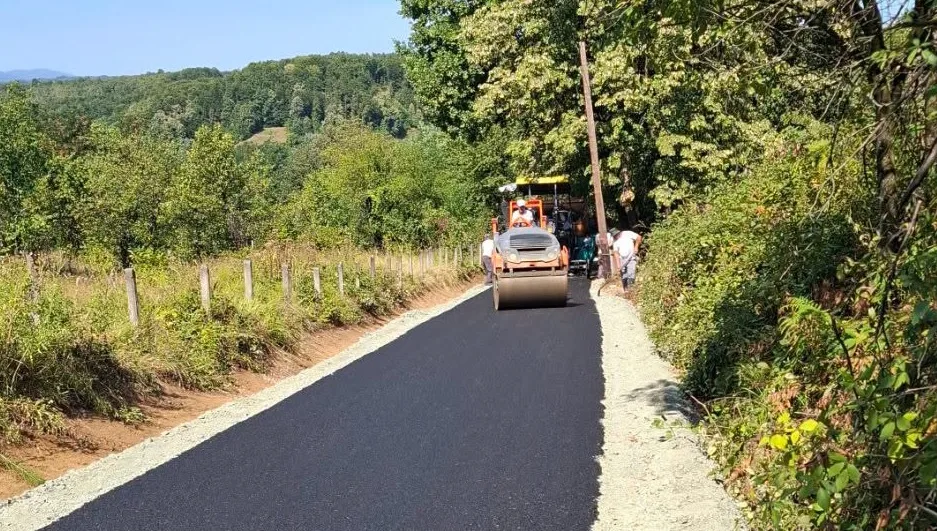 Završeni radovi na putnim pravcima u Lipnici i Gornjoj Tuzli