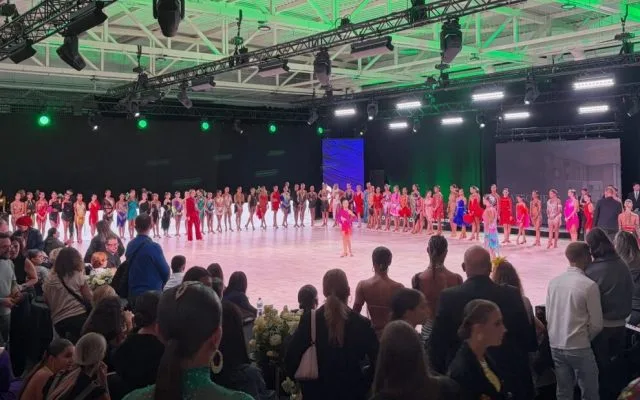 Deset medalja stiže u Tuzlu: Veliki uspjeh Centra za ples i rekreaciju na takmičenju u Beogradu
