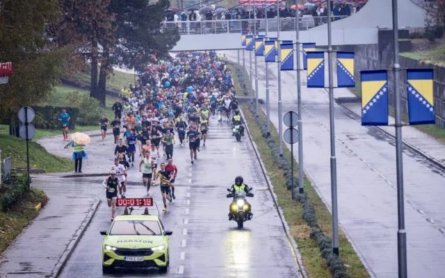 Jubilarni deseti Tuzlanski maraton okuplja trkače iz cijelog svijeta (FOTO)