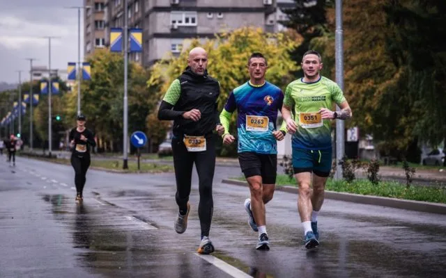 U nedjelju privremena obustava saobraćaja u Tuzli zbog desetog Tuzlanskog maratona