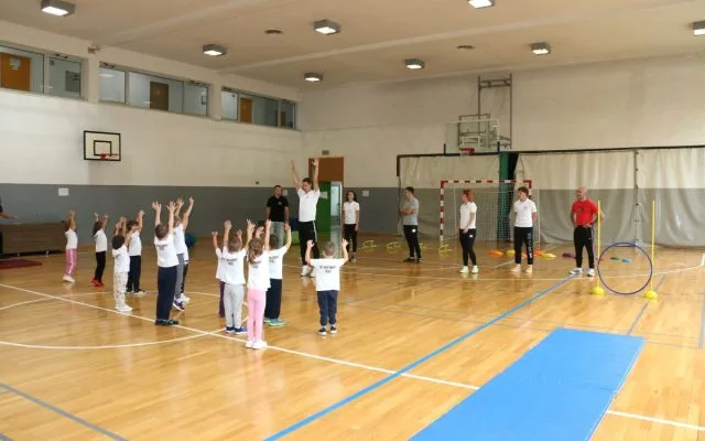 „Mali sportisti Tuzle“ za zdraviji razvoj djece (VIDEO)