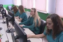 Učenice Richmond Park škole Tuzla ostvarile zapažen uspjeh na takmičenju „Volim informatiku“ održanom u Travniku (VIDEO)