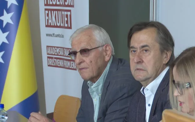 Knjiga „Izabrani radovi“ akademika Mirka Pejanovića predstavljena u Tuzli