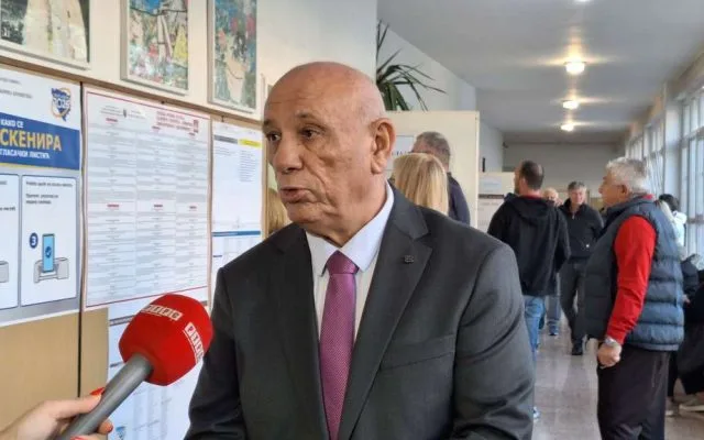Kalaba: Na biračkim mjestima gdje je bilo kašnjenja bit će produžen rad, najduže do 22 sata