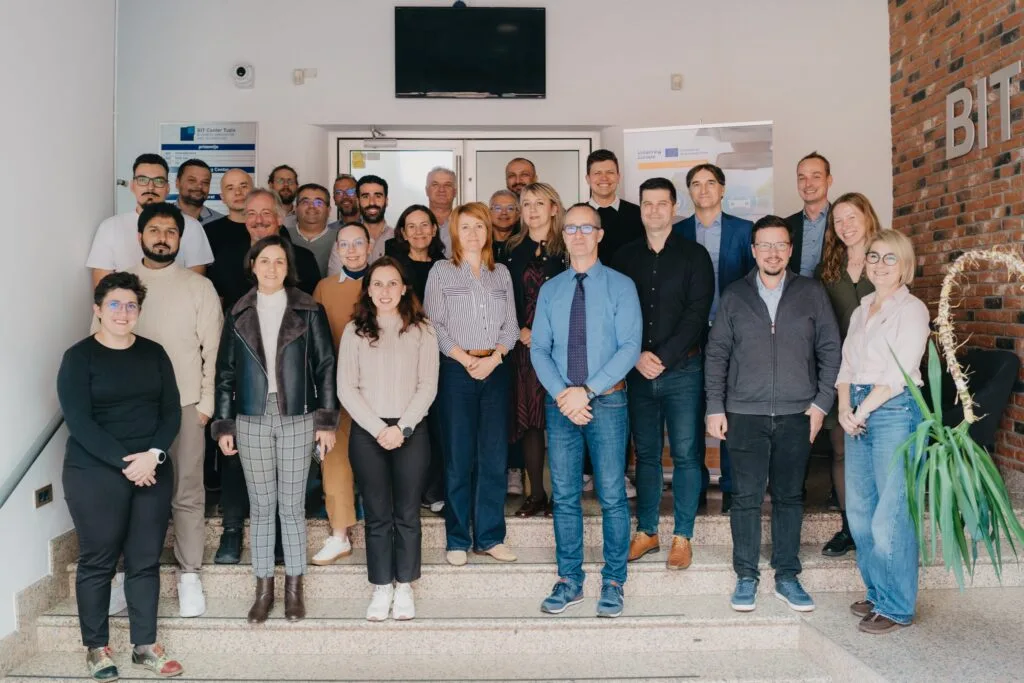 U Tuzli održan 3. Interregional Policy Learning Event u okviru projekta SMARTAUTO (FOTO)