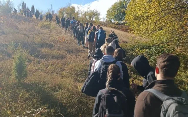 50 godina Univerziteta u Tuzli – 150 Učesnika planinarskog pohoda na Konjuhu